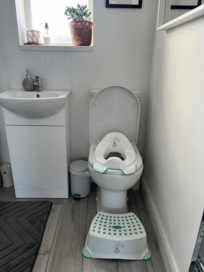 Stay-K-Belfast Cosy Entire House 10 Mins From City Centre Kültér fotó