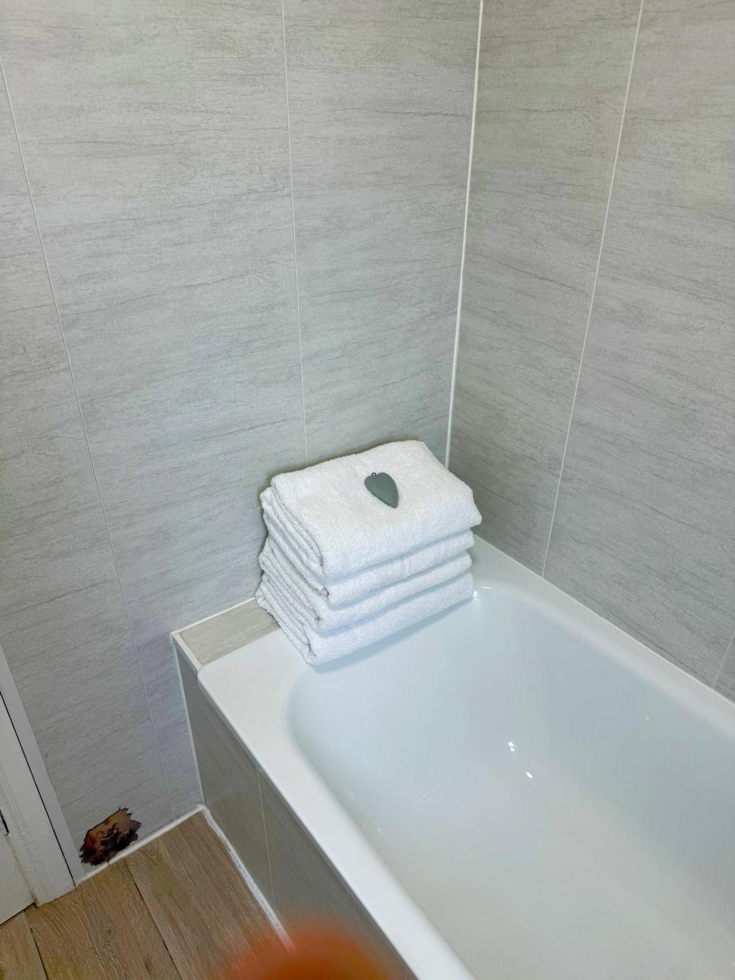 Stay-K-Belfast Cosy Entire House 10 Mins From City Centre Kültér fotó